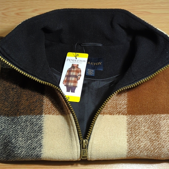 🔥Pendleton Ladies' Wool Blend Walker Coat - Picture 6 of 7